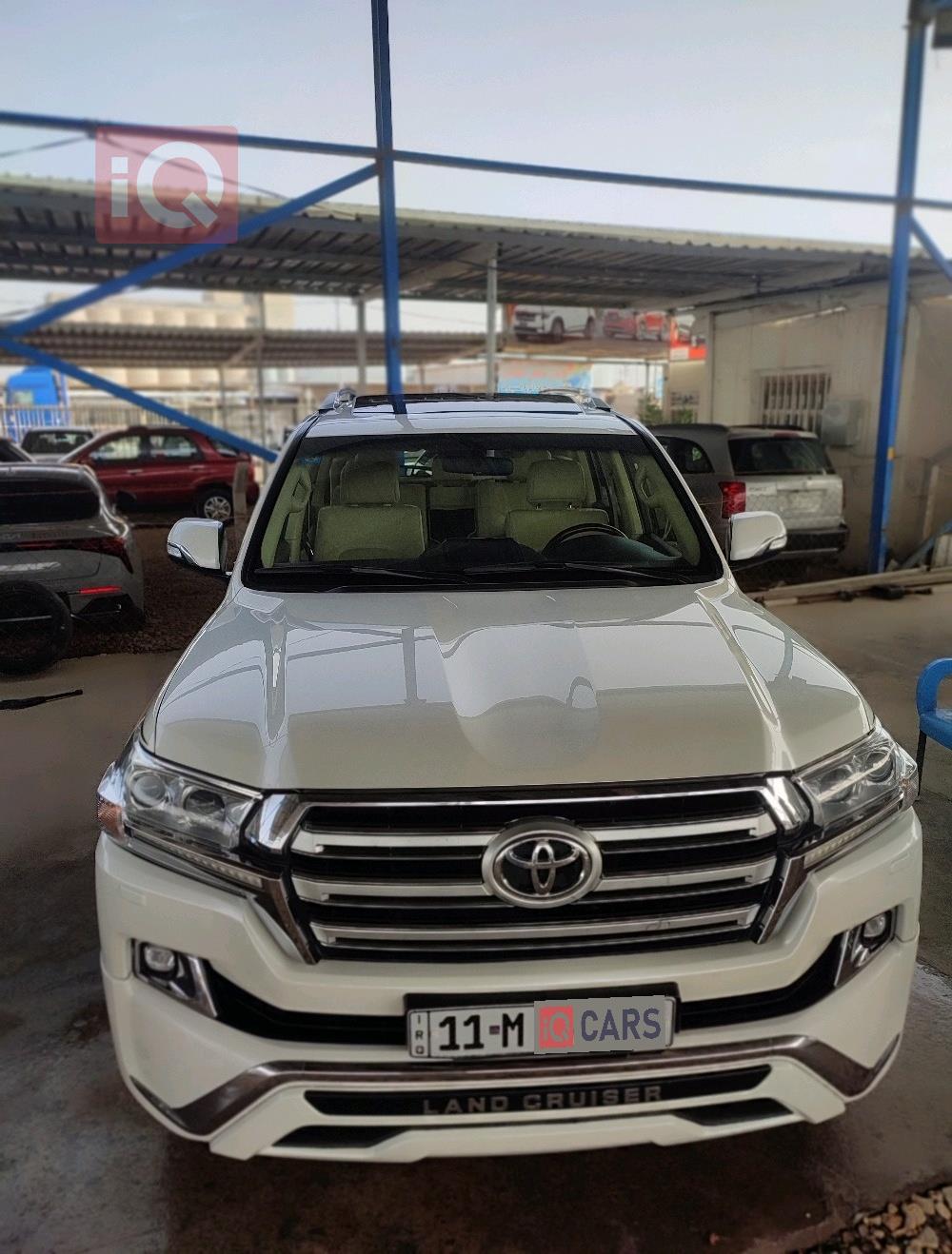 تويوتا لاندكروزر